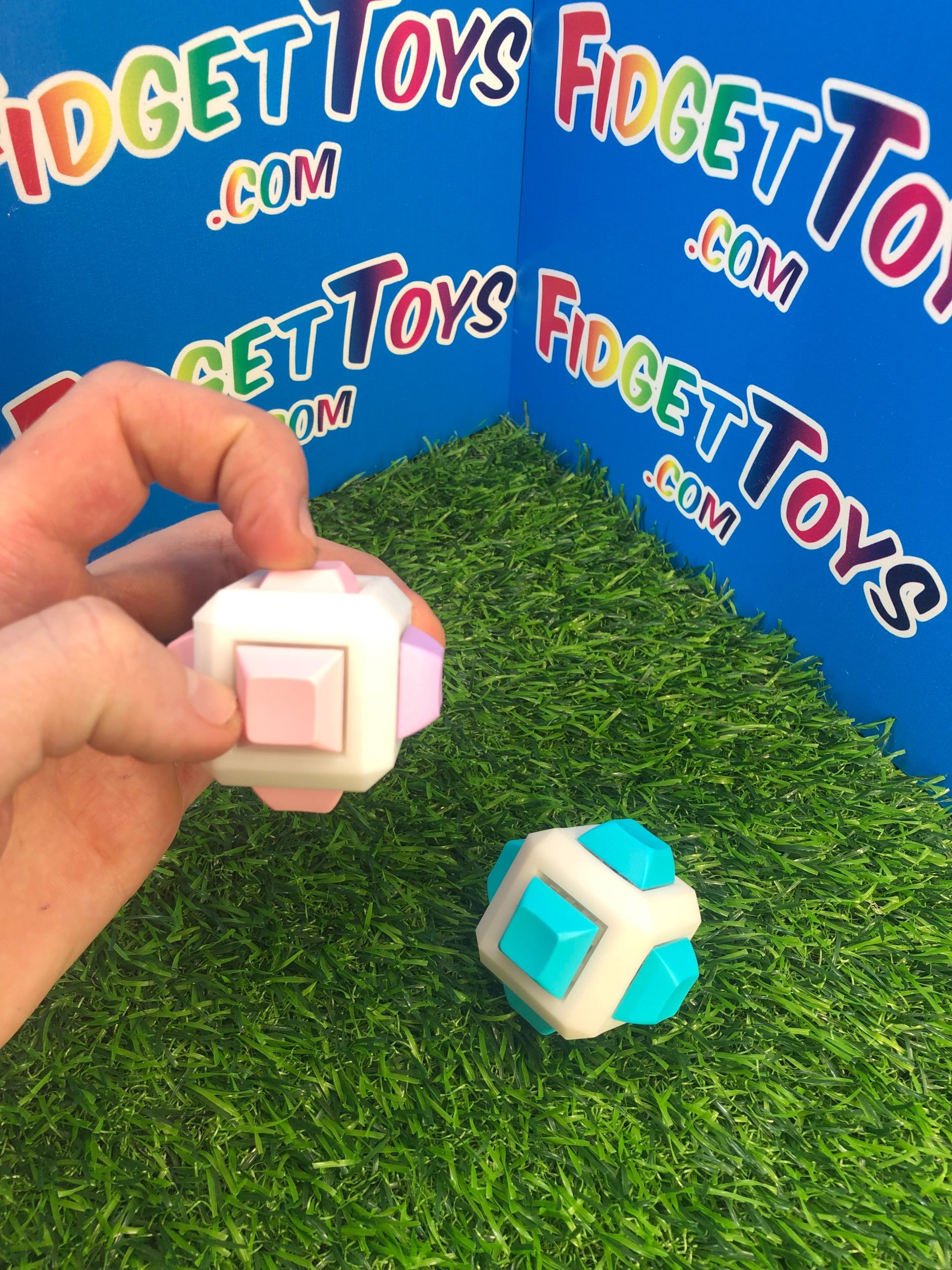 Clicky Mechanical Fidget - Image 12