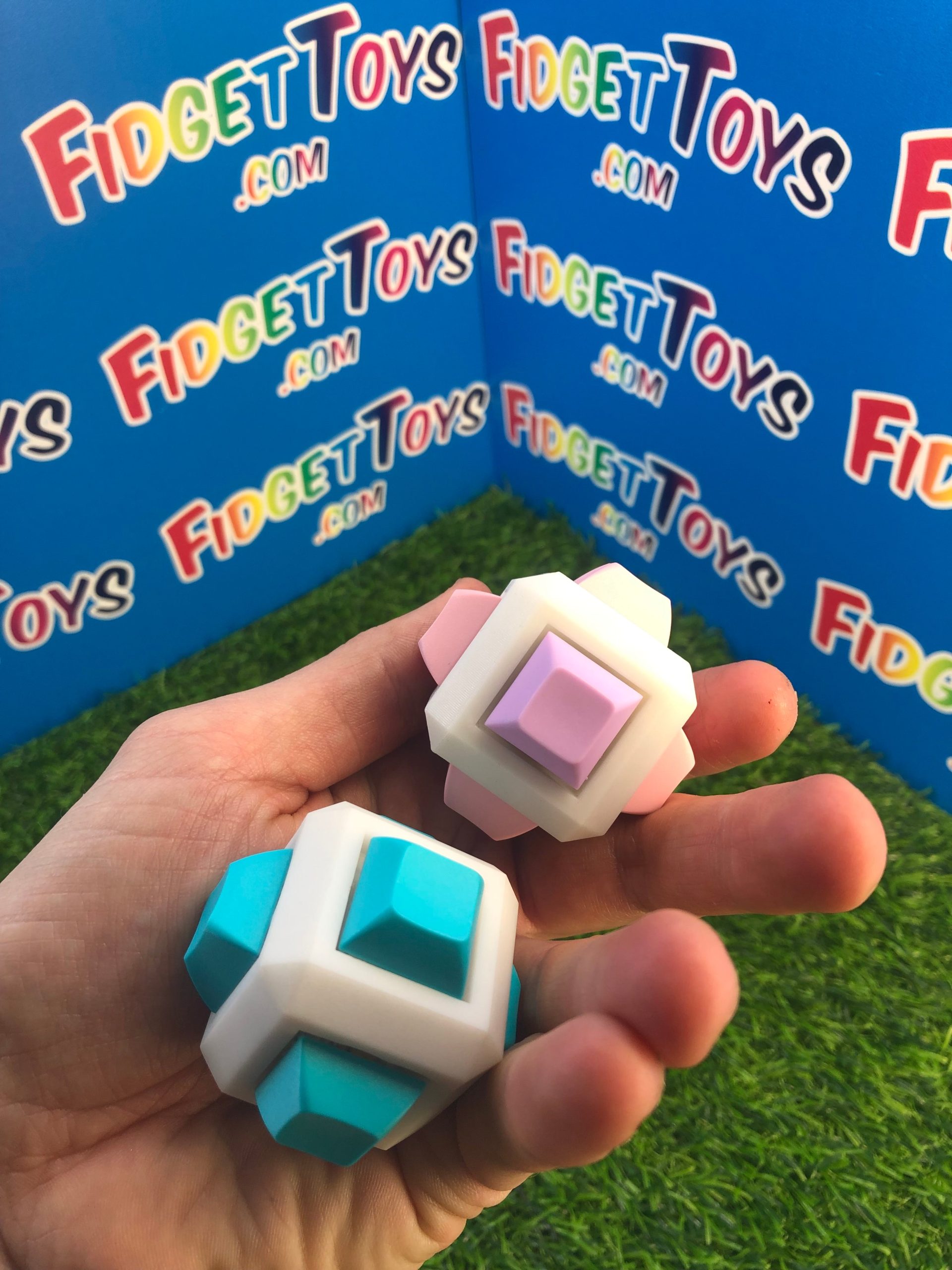 Clicky Mechanical Fidget - Image 4